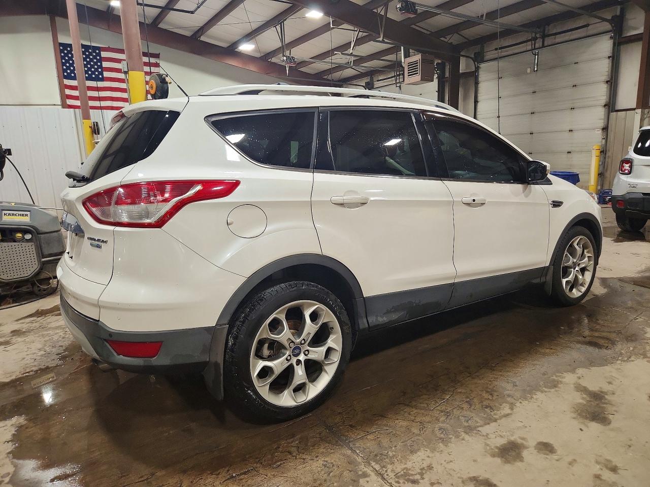 2014 Ford Escape Titanium Белый vin: 1FMCU9J97EUD35500