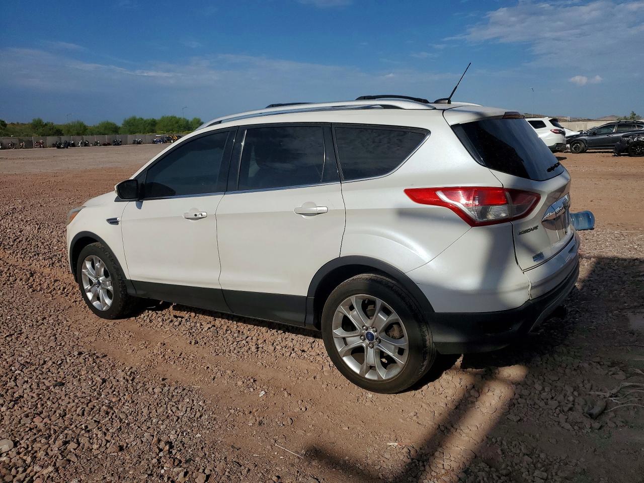 2014 Ford Escape Titanium White vin: 1FMCU9J97EUD62681