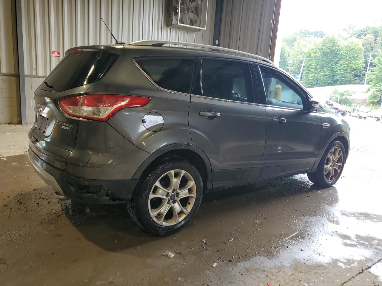 2015 Ford Escape Titanium Gray vin: 1FMCU9J97FUB19339 Damage: Rear Bumper, Broken, Replacement Required