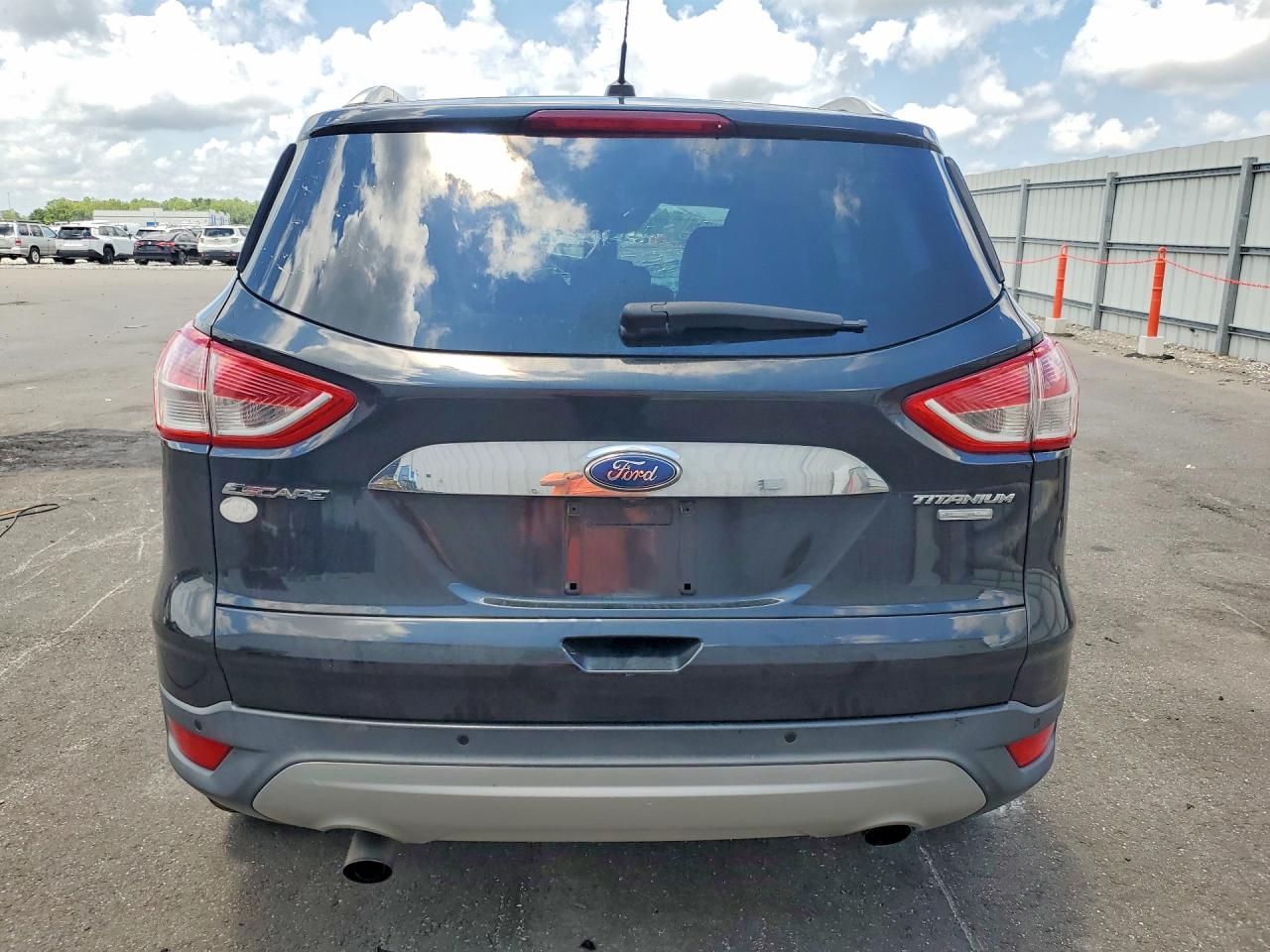 2015 Ford Escape Titanium Черный vin: 1FMCU9J97FUB97944