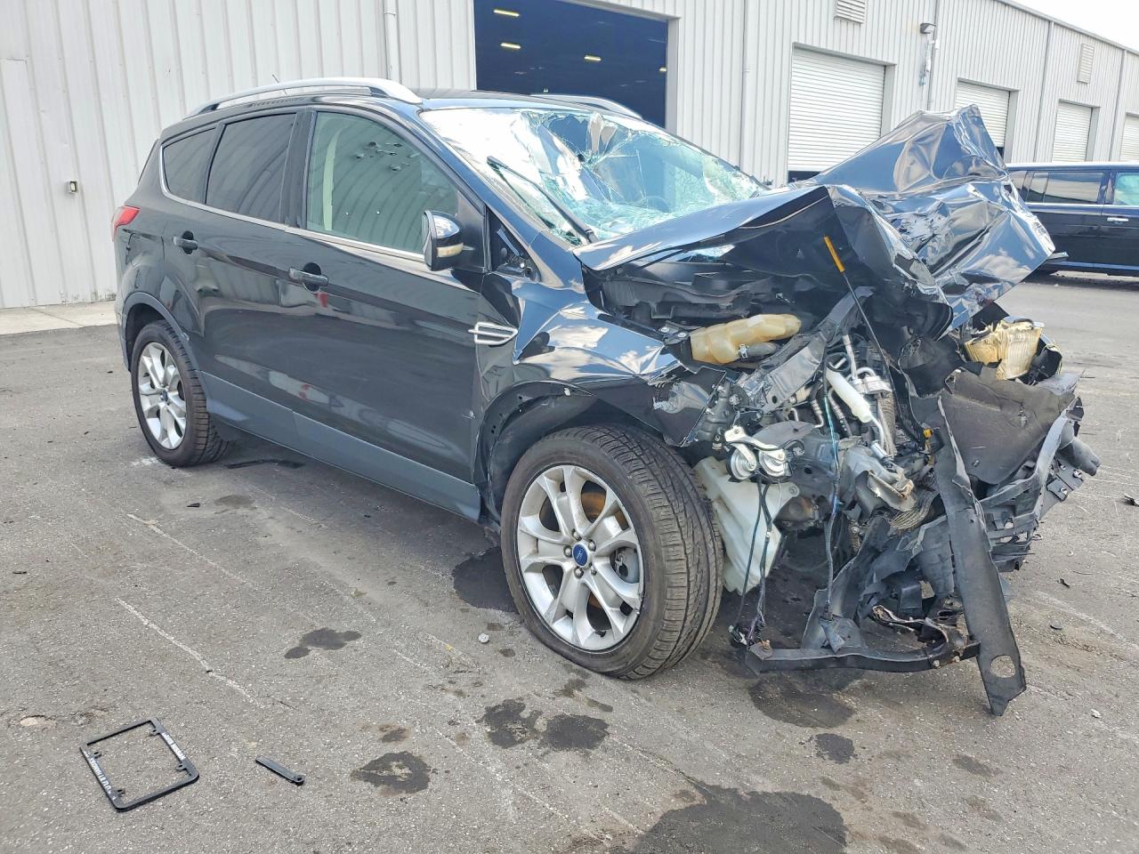 2015 Ford Escape Titanium Черный vin: 1FMCU9J97FUB97944