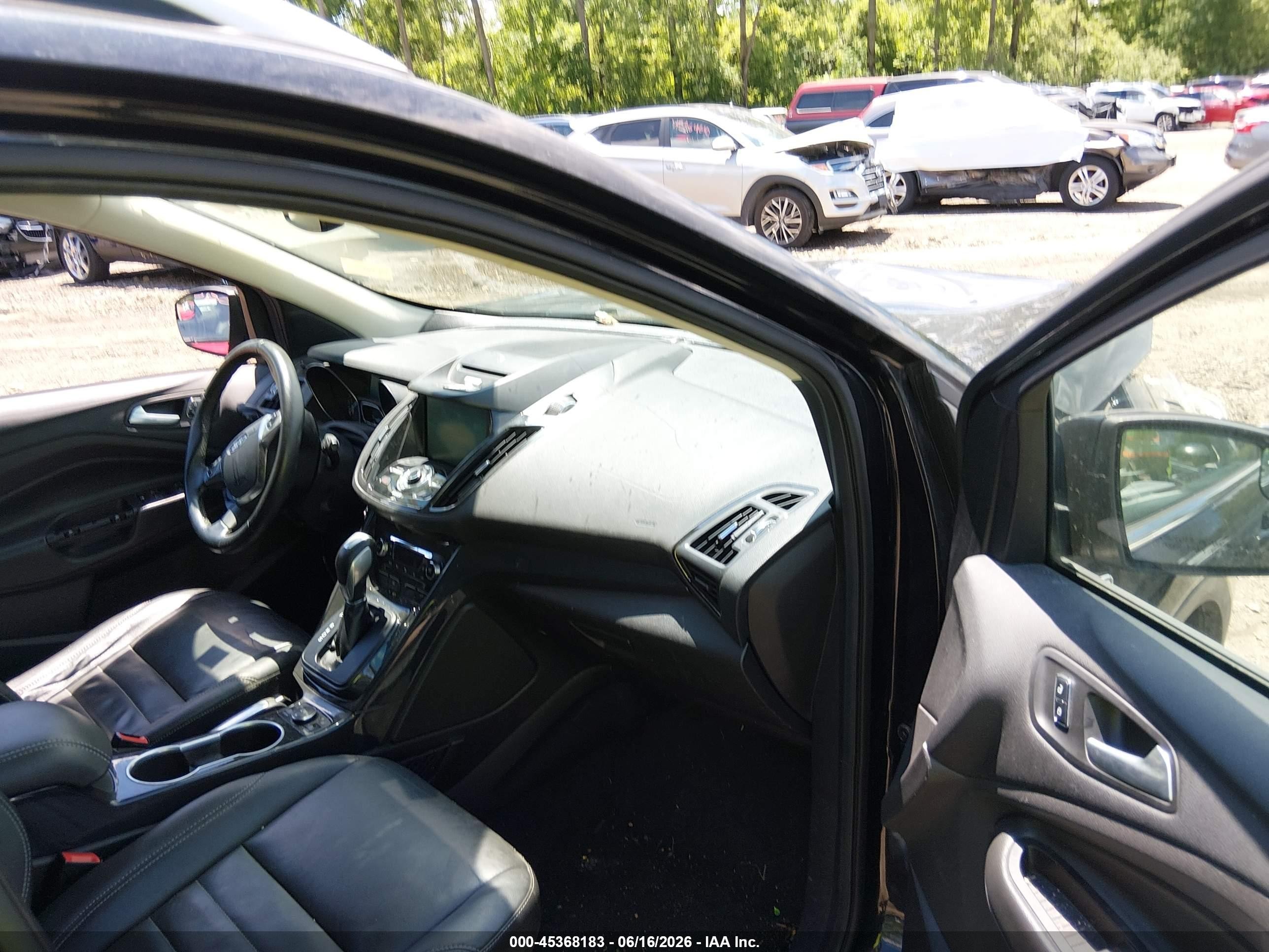 2015 Ford Escape Titanium Gray vin: 1FMCU9J97FUC41621