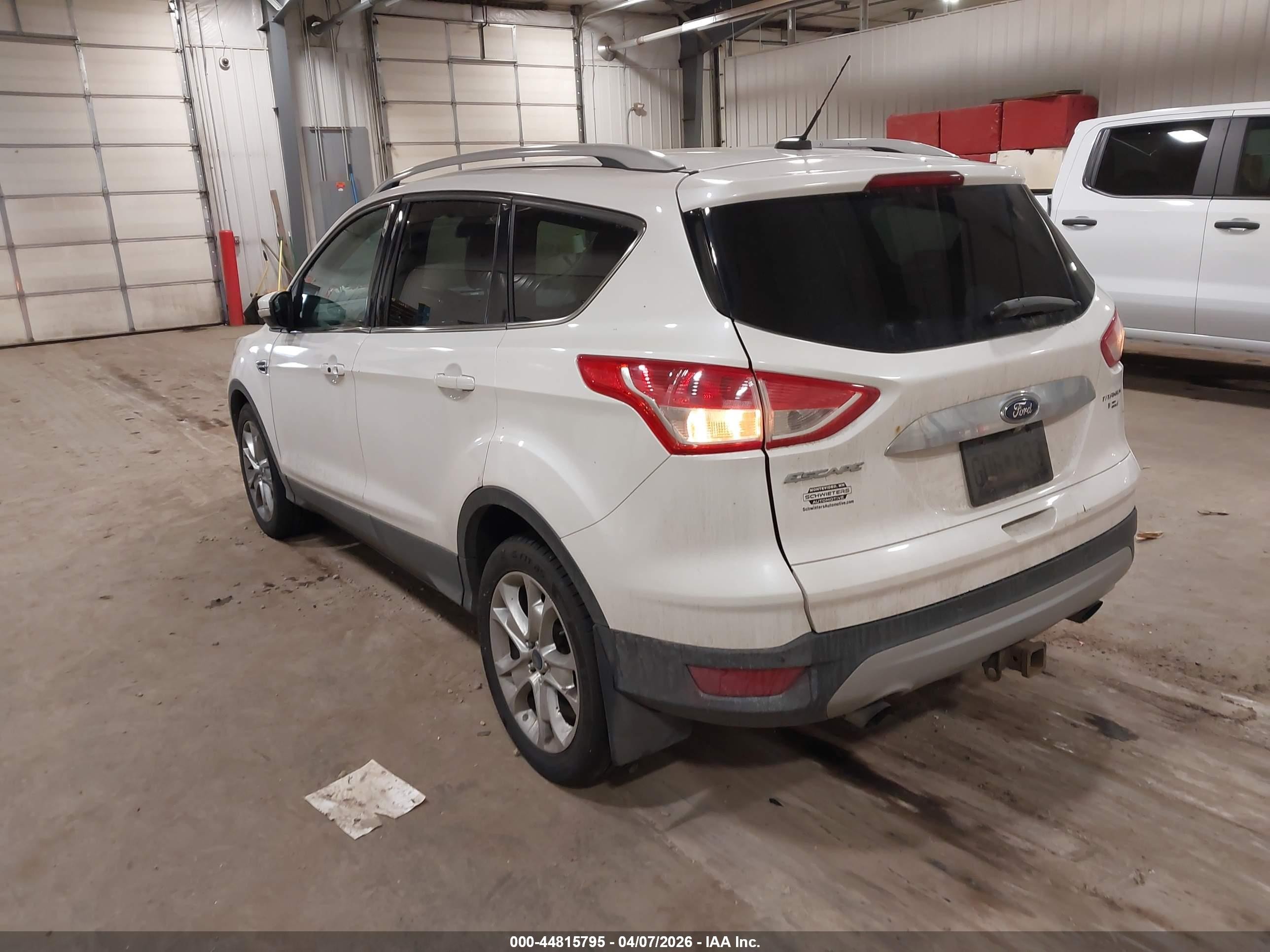 2015 Ford Escape Titanium White vin: 1FMCU9J97FUC63263