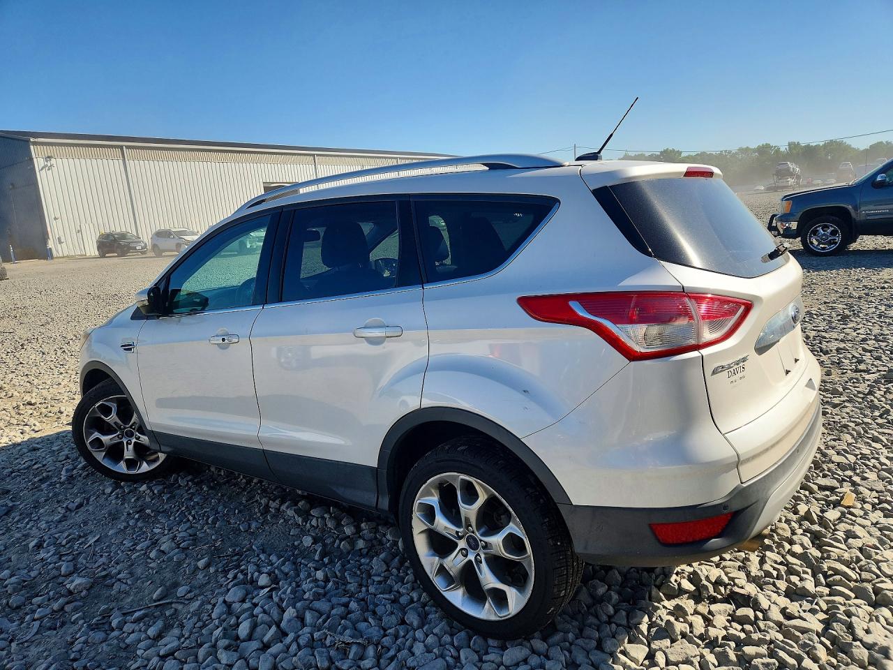 2016 Ford Escape Titanium White vin: 1FMCU9J97GUA48693