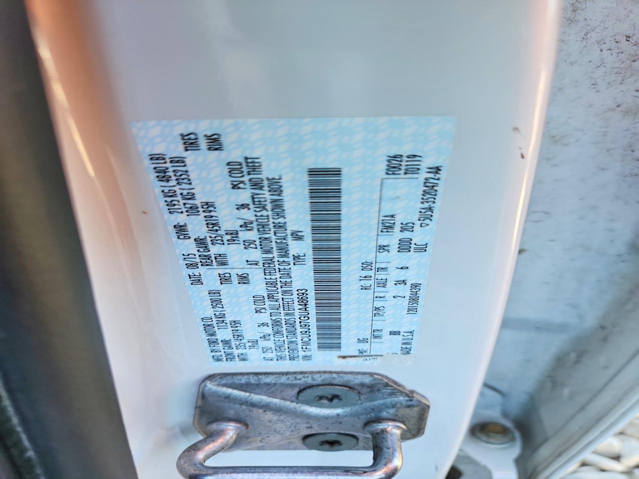 2016 Ford Escape Titanium White vin: 1FMCU9J97GUA48693