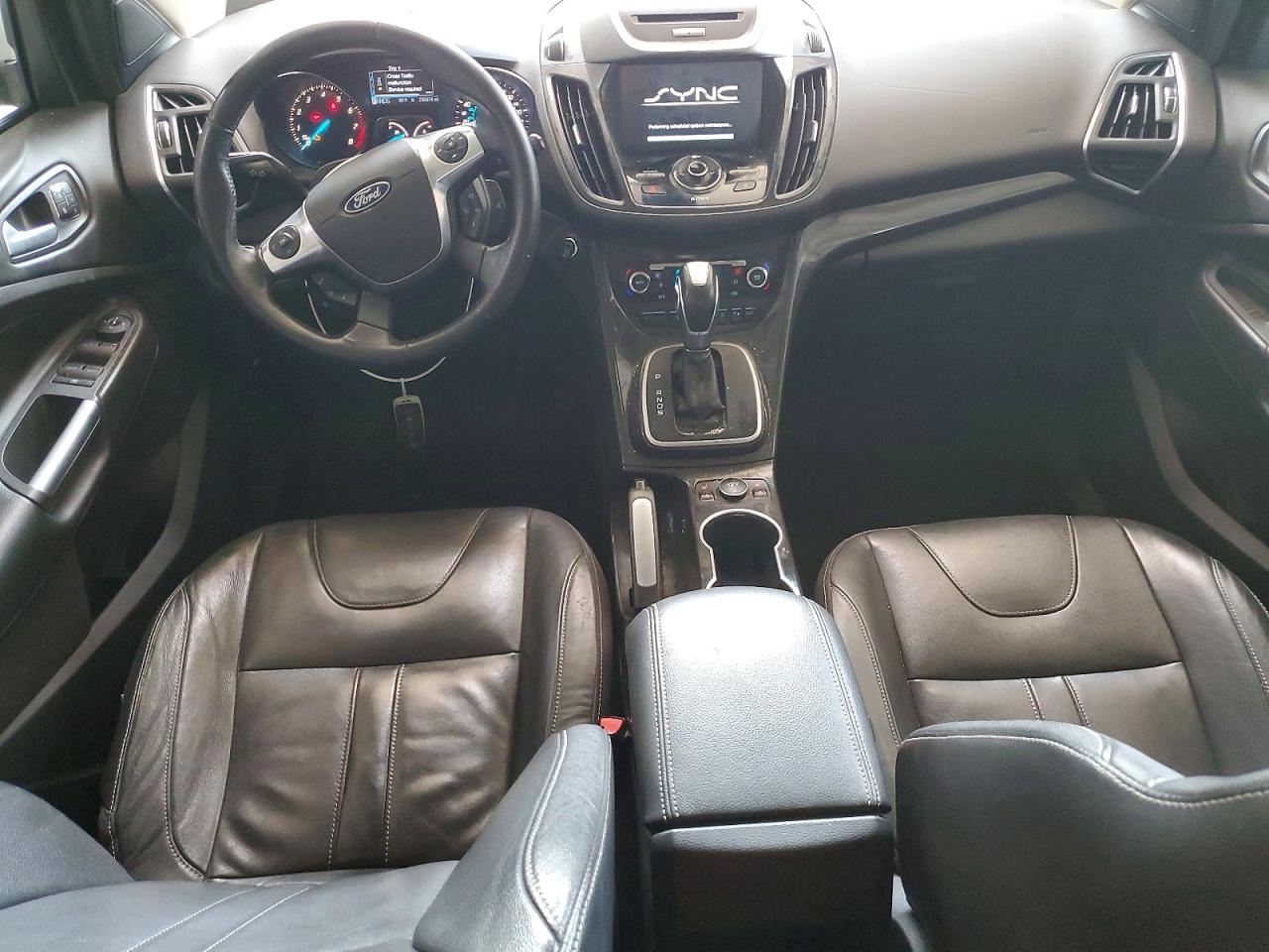 2013 Ford Escape Titanium White vin: 1FMCU9J98DUA02575