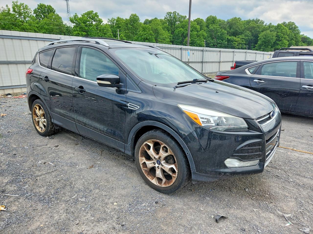 2013 Ford Escape Titanium Черный vin: 1FMCU9J98DUA99860