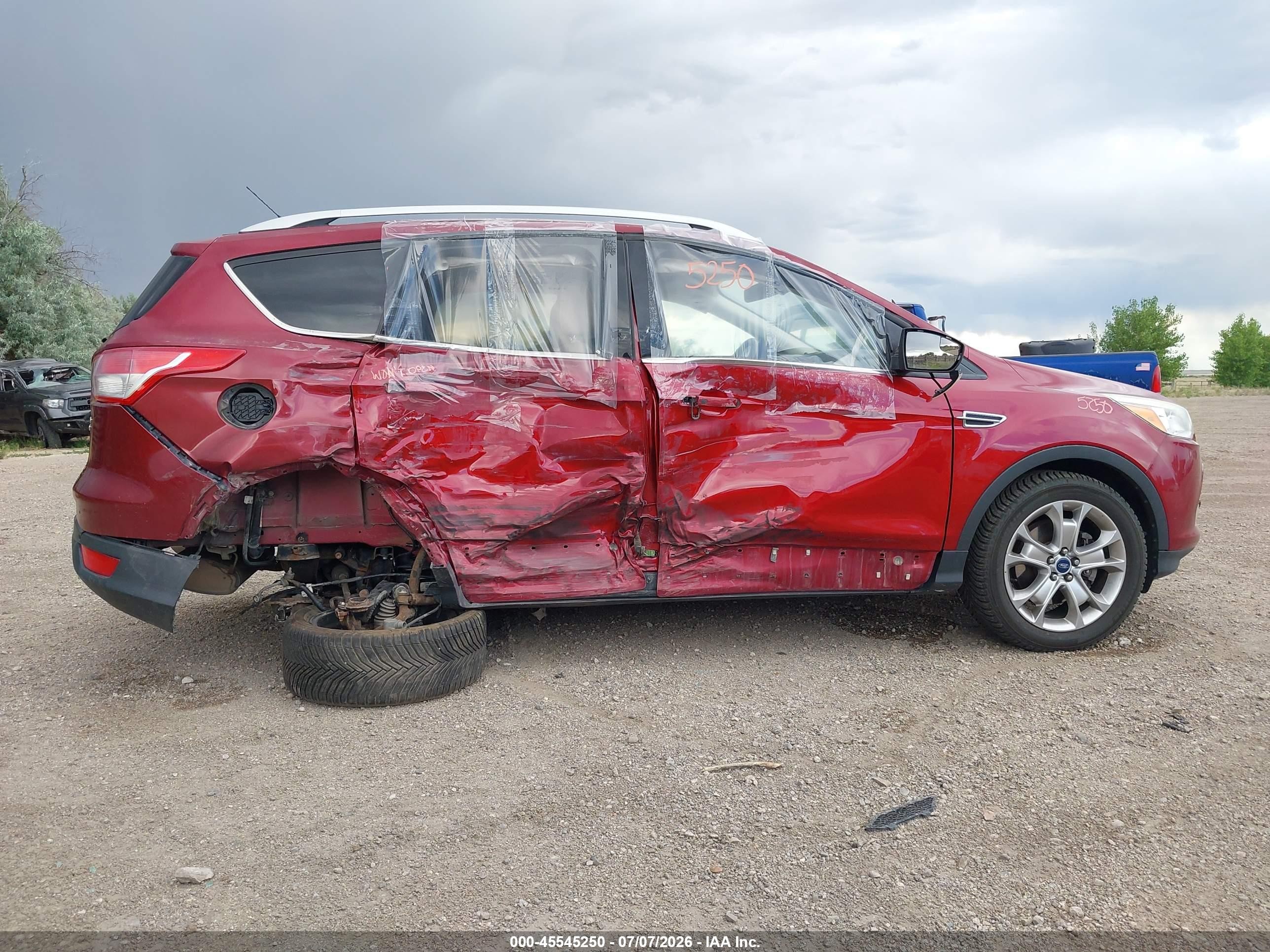 2014 Ford Escape Titanium Maroon vin: 1FMCU9J98EUA16185