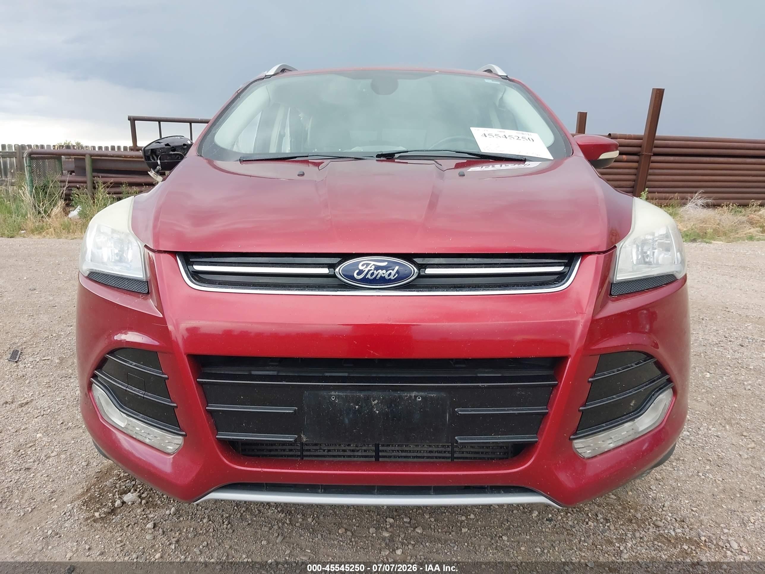 2014 Ford Escape Titanium Maroon vin: 1FMCU9J98EUA16185