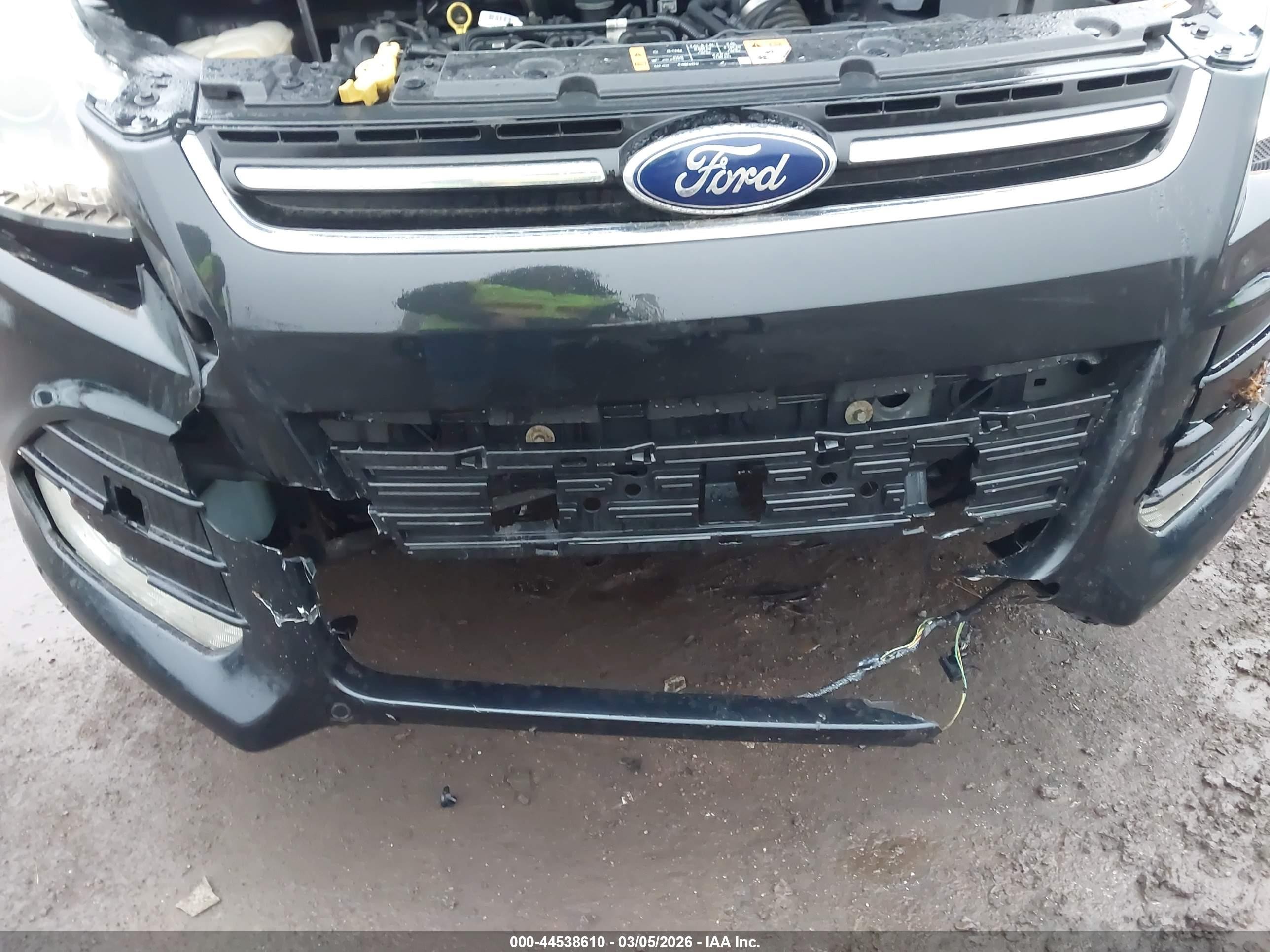 2014 Ford Escape Titanium Черный vin: 1FMCU9J98EUA49591