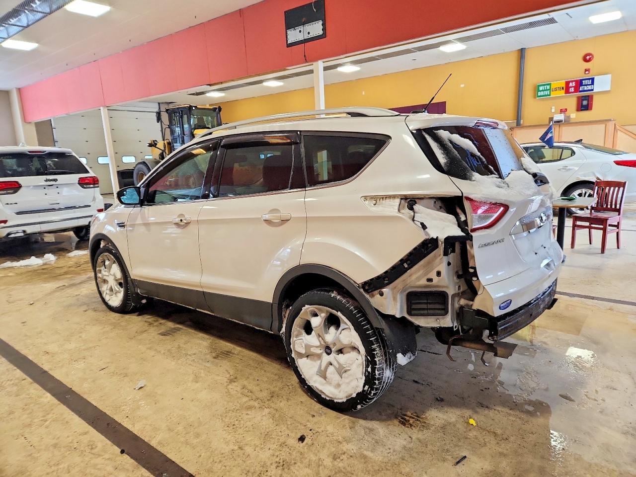 2014 Ford Escape Белый vin: 1FMCU9J98EUA73017
