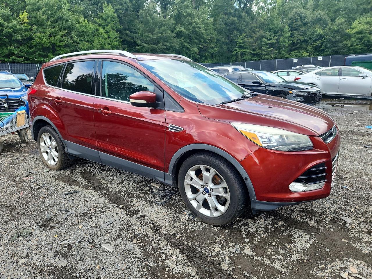 2014 Ford Escape Titanium Red vin: 1FMCU9J98EUB76941