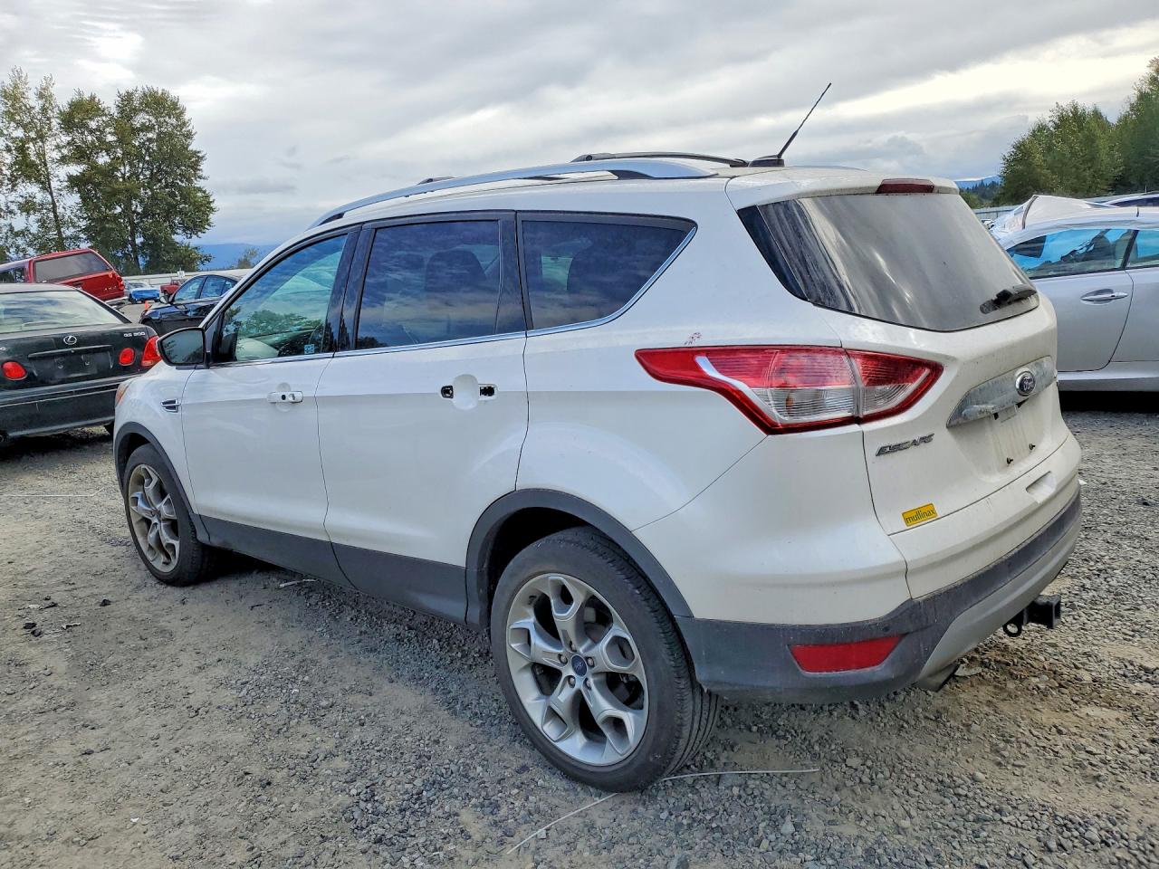 2014 Ford Escape Titanium White vin: 1FMCU9J98EUD02053