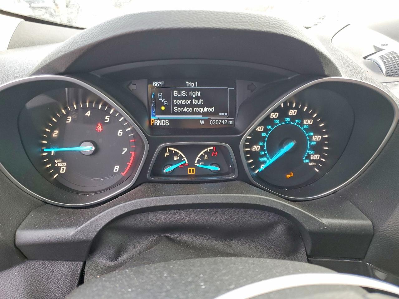 2014 Ford Escape Titanium White vin: 1FMCU9J98EUD02053