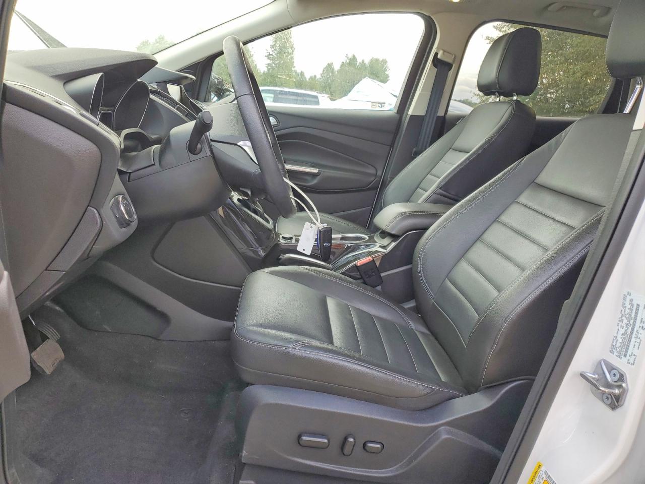 2014 Ford Escape Titanium White vin: 1FMCU9J98EUD02053