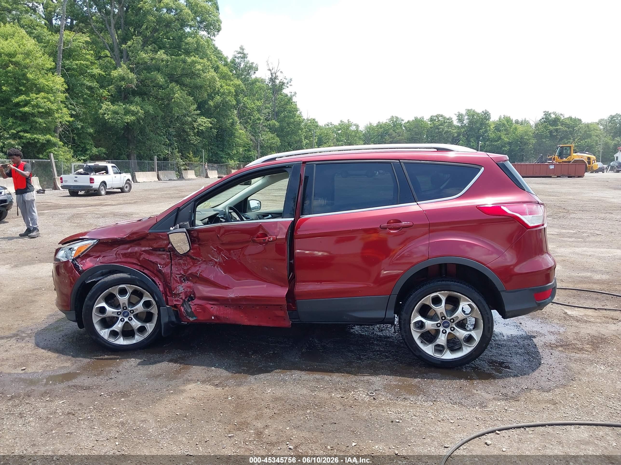 2014 Ford Escape Titanium Red vin: 1FMCU9J98EUD91445