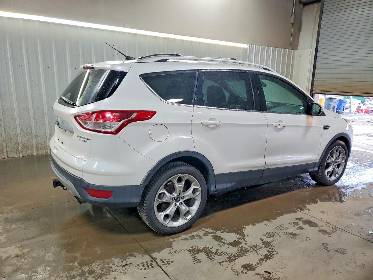 2014 Ford Escape Titanium White vin: 1FMCU9J98EUE11273