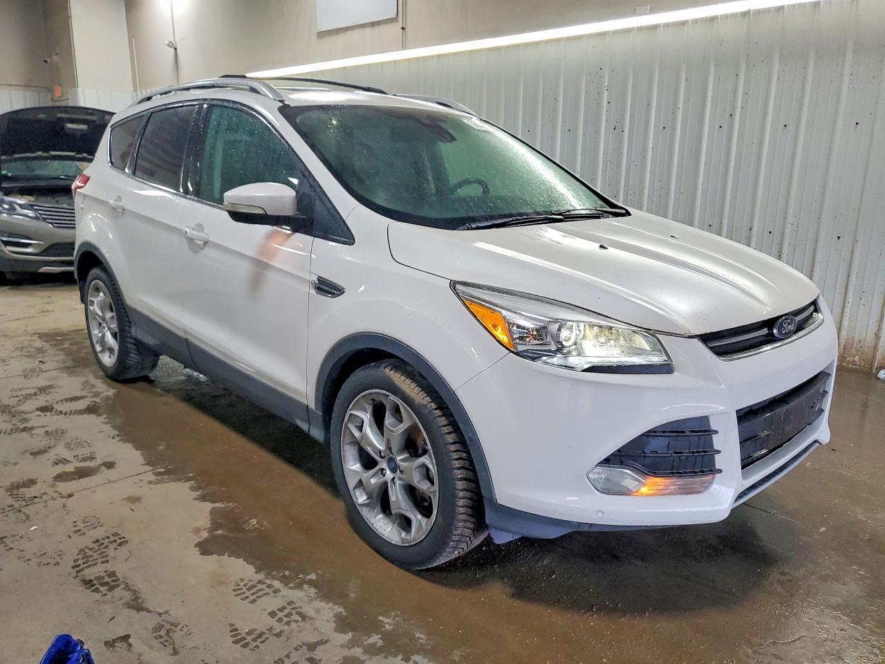2014 Ford Escape Titanium White vin: 1FMCU9J98EUE11273