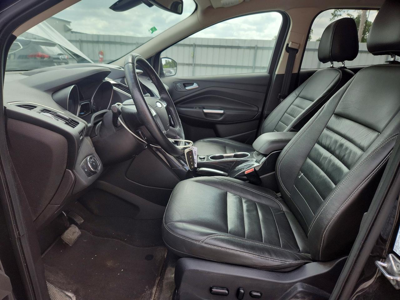 2015 Ford Escape Titanium Черный vin: 1FMCU9J98FUB03182
