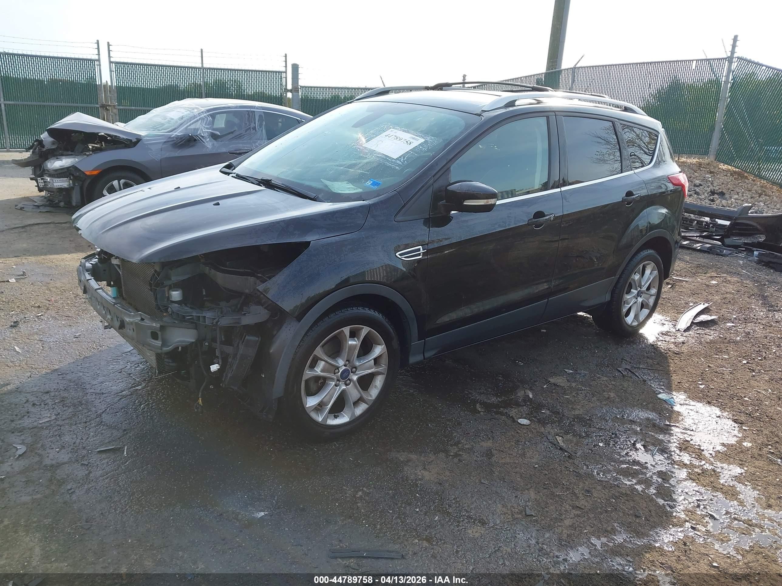 2015 Ford Escape Titanium Black vin: 1FMCU9J98FUB23366