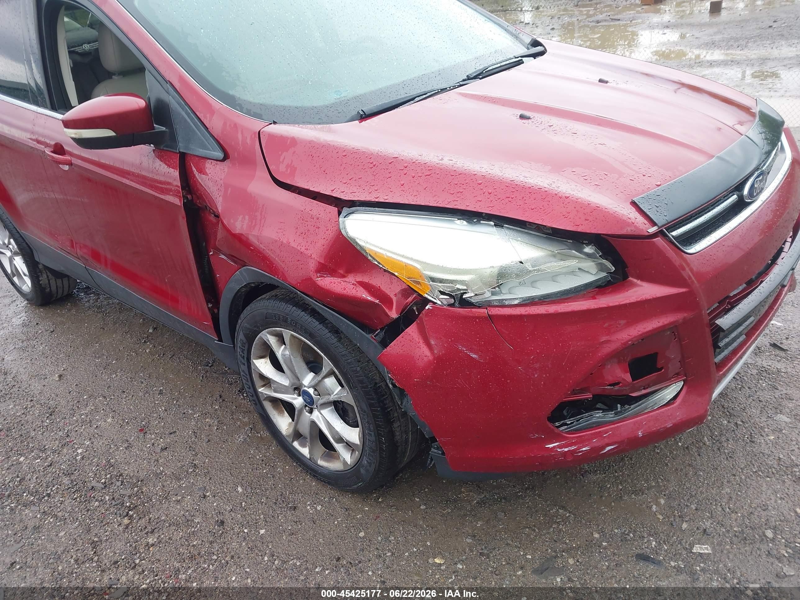 2015 Ford Escape Titanium Red vin: 1FMCU9J98FUB47103