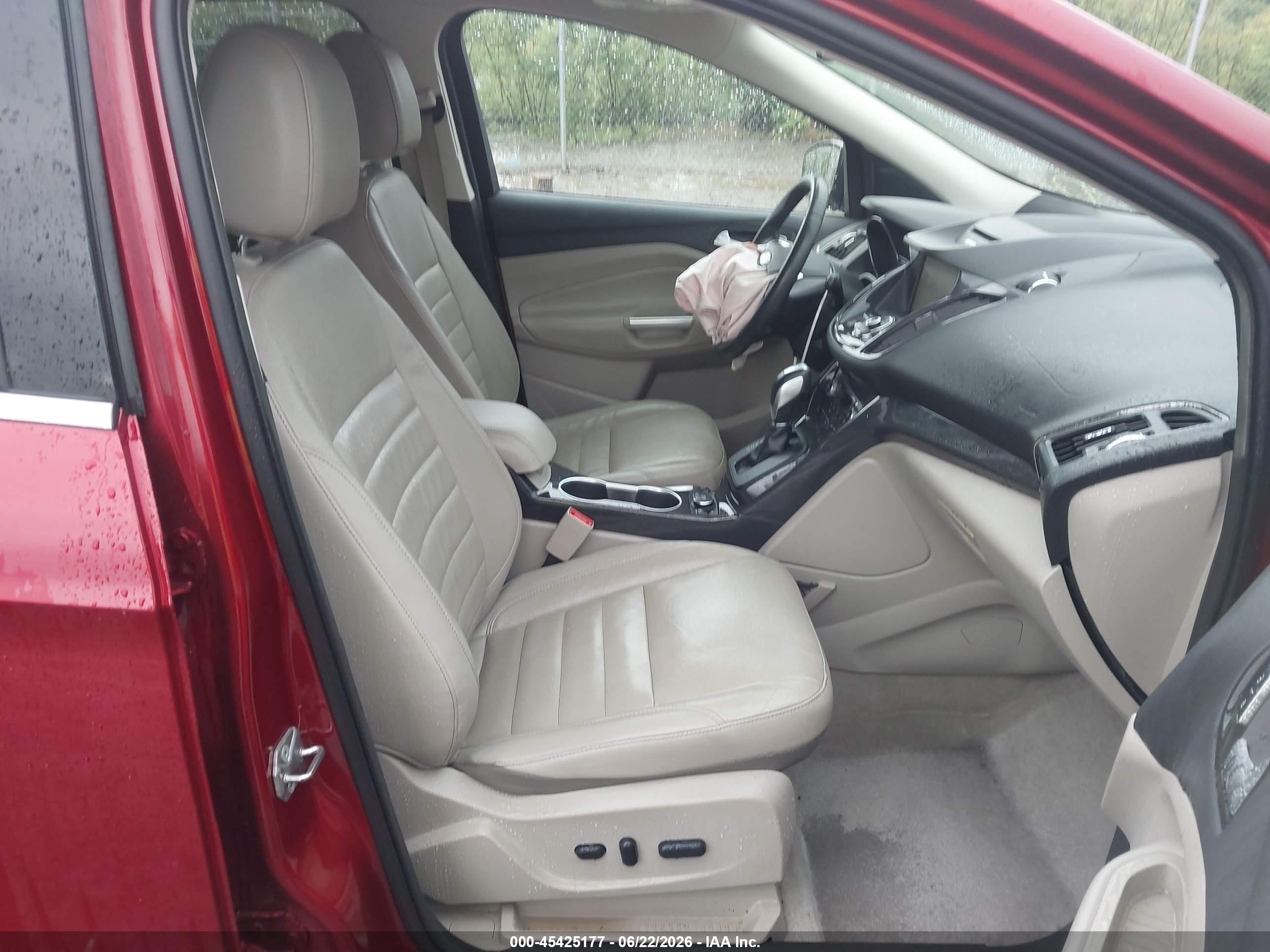 2015 Ford Escape Titanium Red vin: 1FMCU9J98FUB47103