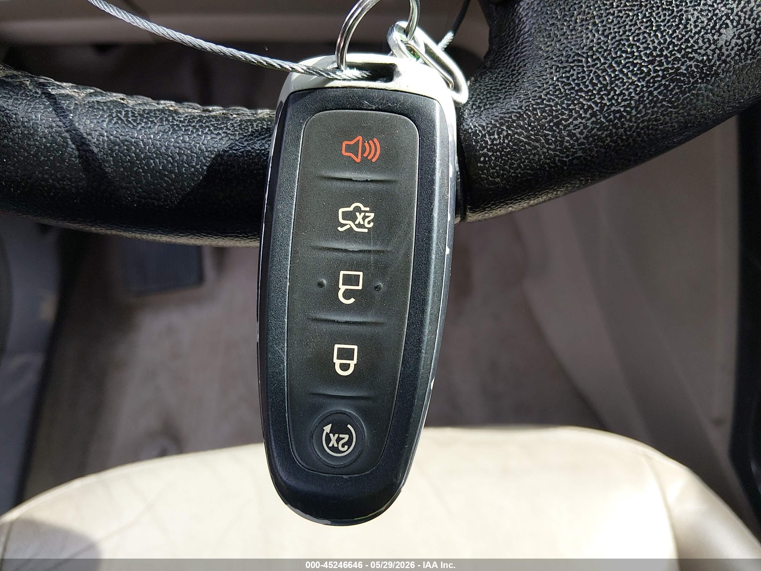 2015 Ford Escape Titanium Красный vin: 1FMCU9J98FUB49062
