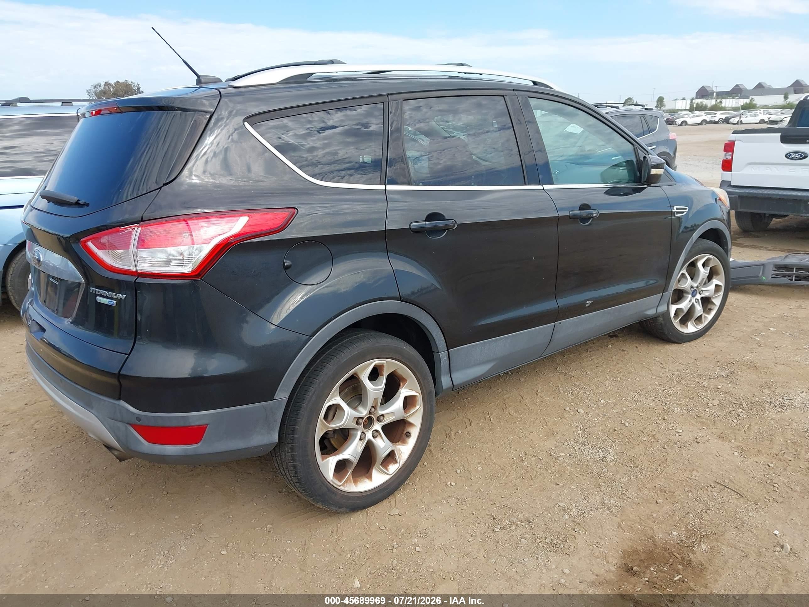 2015 Ford Escape Titanium Black vin: 1FMCU9J98FUB62961