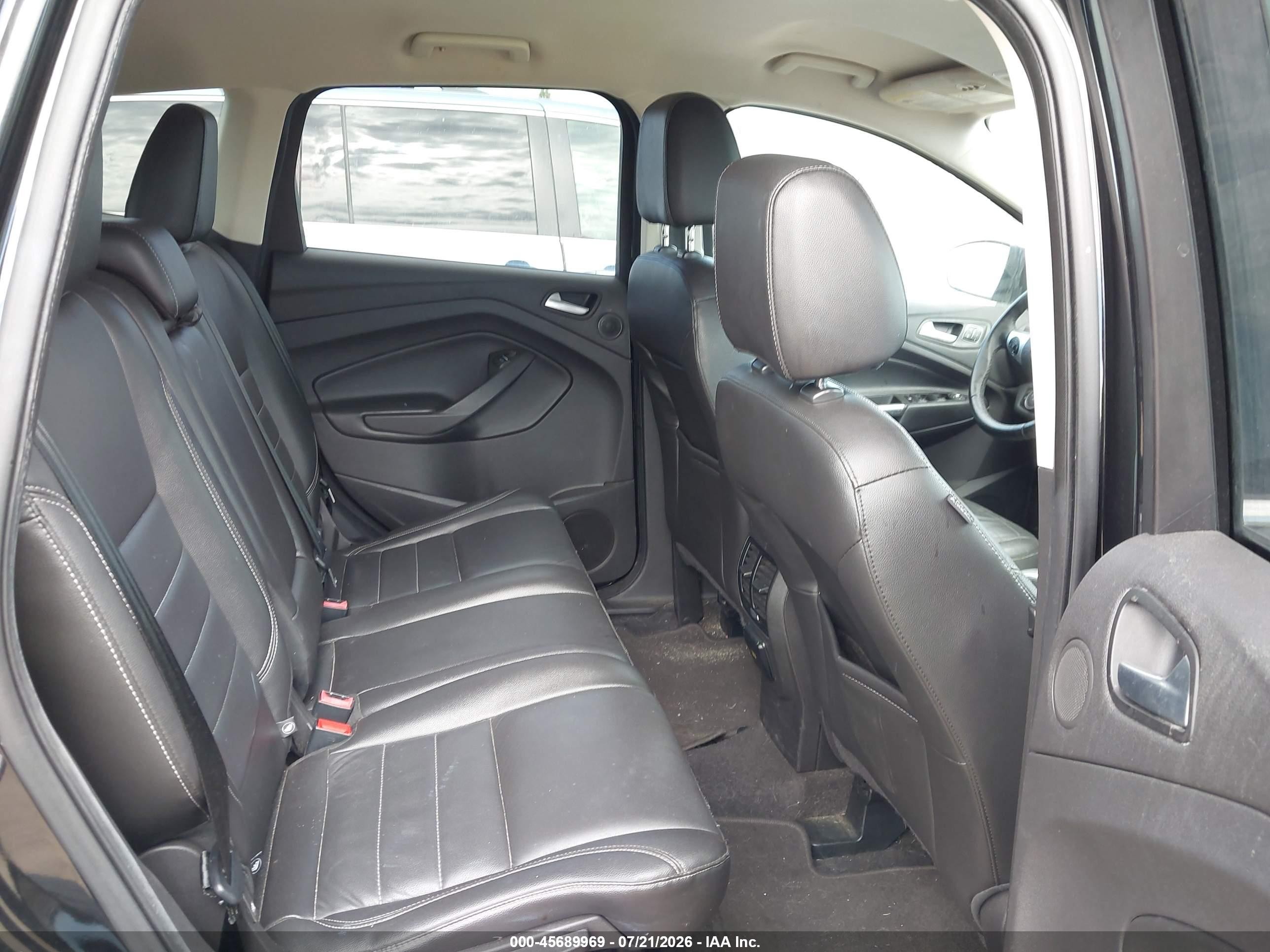 2015 Ford Escape Titanium Black vin: 1FMCU9J98FUB62961