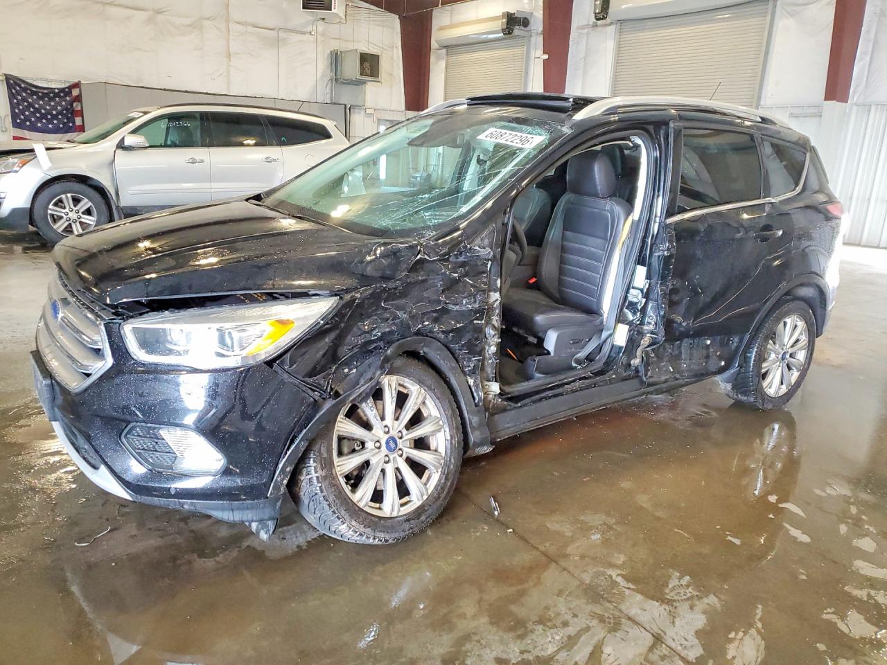 2017 Ford Escape Titanium Черный vin: 1FMCU9J98HUA82188