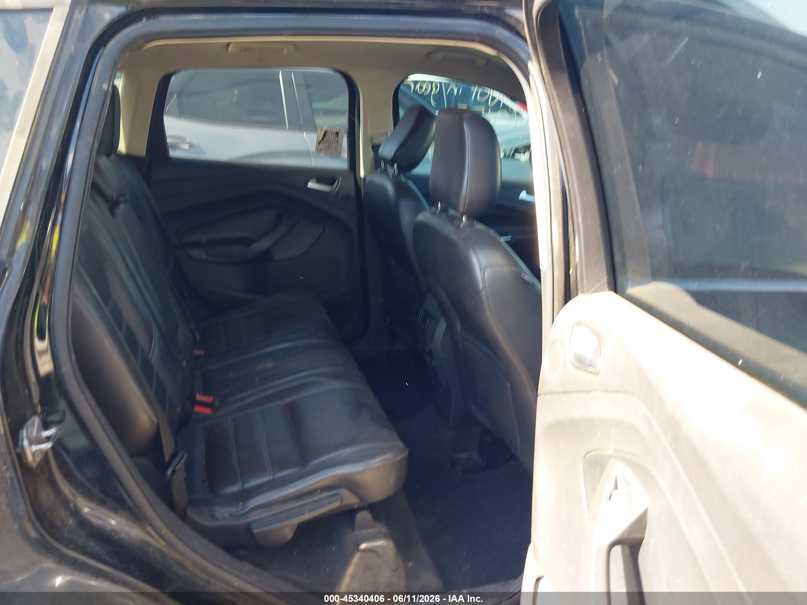 2018 Ford Escape Titanium Black vin: 1FMCU9J98JUD30736