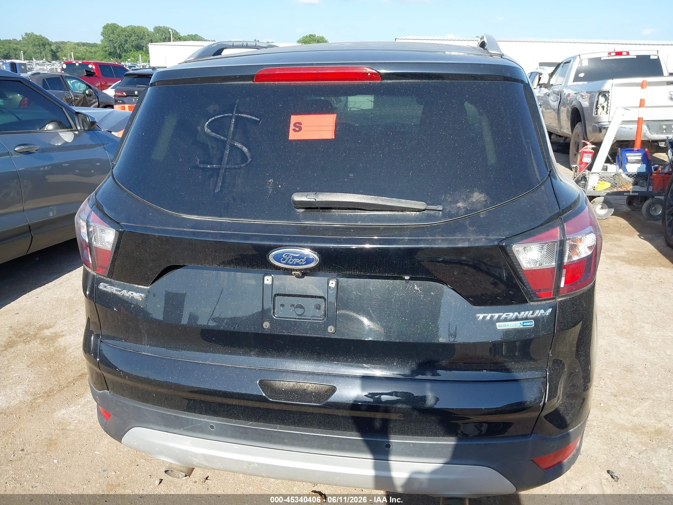 2018 Ford Escape Titanium Black vin: 1FMCU9J98JUD30736