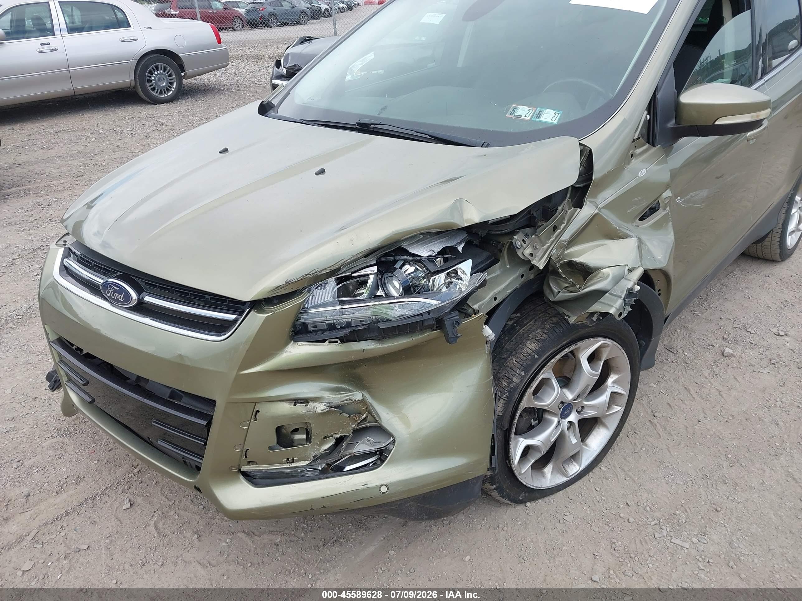 2013 Ford Escape Titanium Green vin: 1FMCU9J99DUA90651