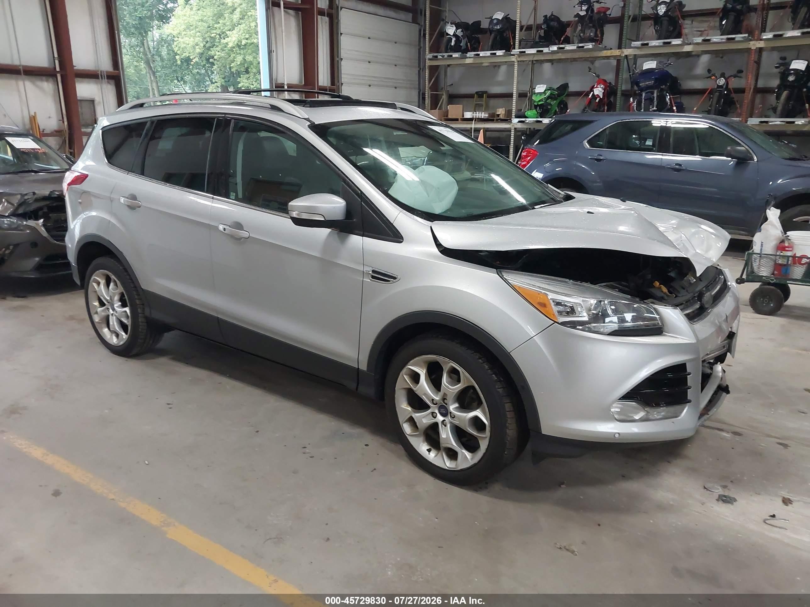 2013 Ford Escape Titanium Серебряный vin: 1FMCU9J99DUB07805