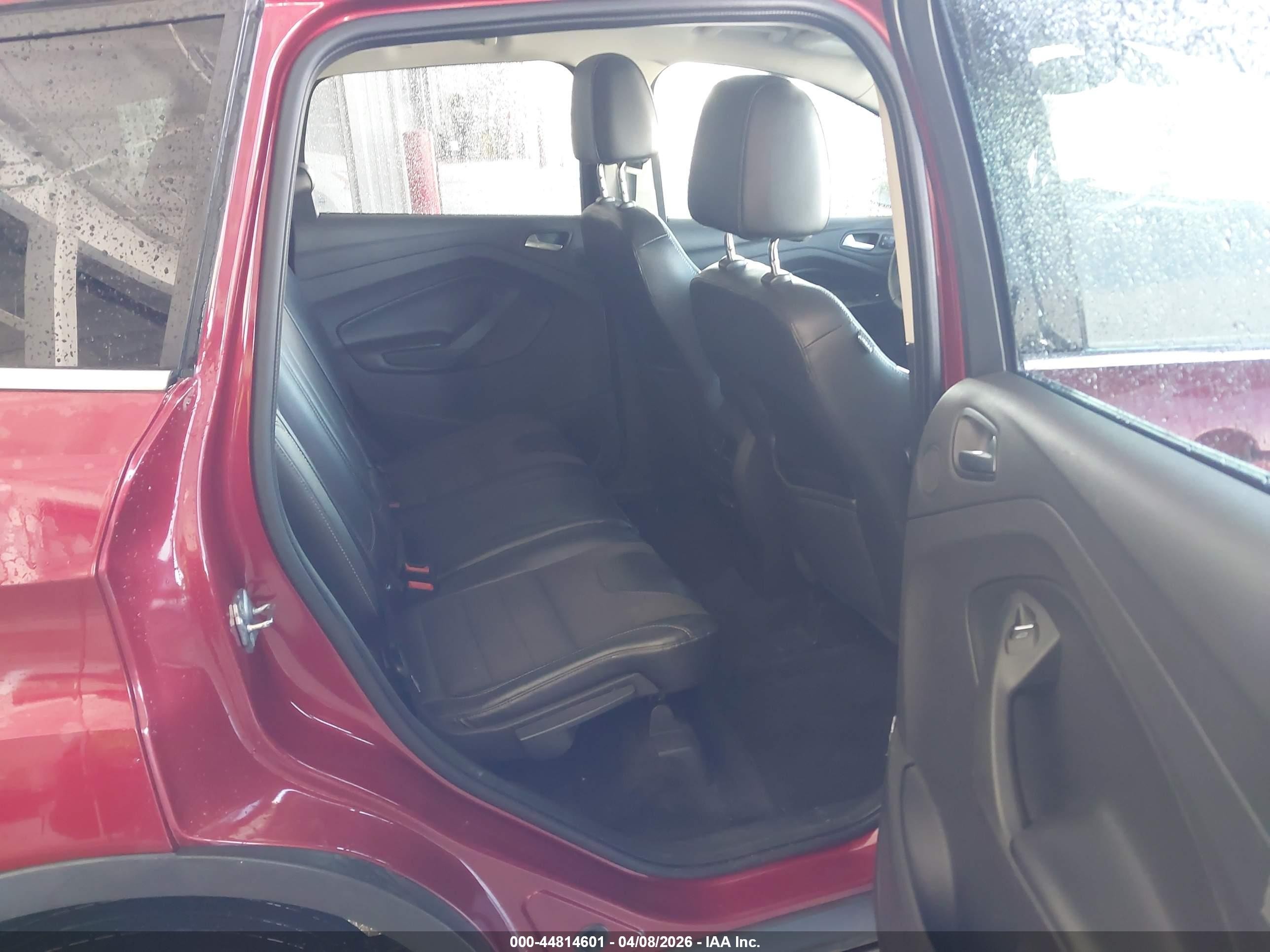 2013 Ford Escape Titanium Красный vin: 1FMCU9J99DUB30033