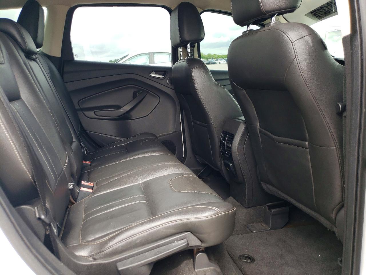 2013 Ford Escape Titanium White vin: 1FMCU9J99DUD14467