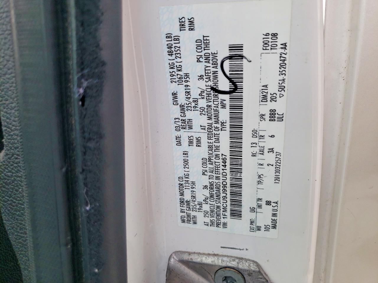 2013 Ford Escape Titanium White vin: 1FMCU9J99DUD14467