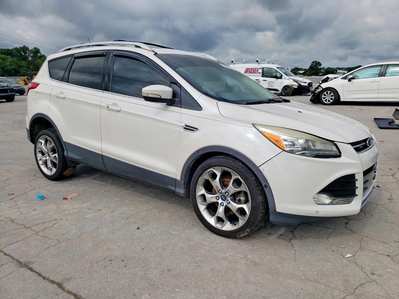 2013 Ford Escape Titanium White vin: 1FMCU9J99DUD14467