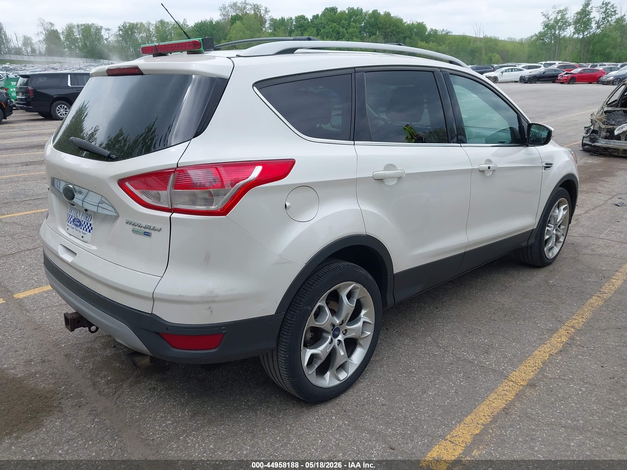 2014 Ford Escape Titanium White vin: 1FMCU9J99EUA20956