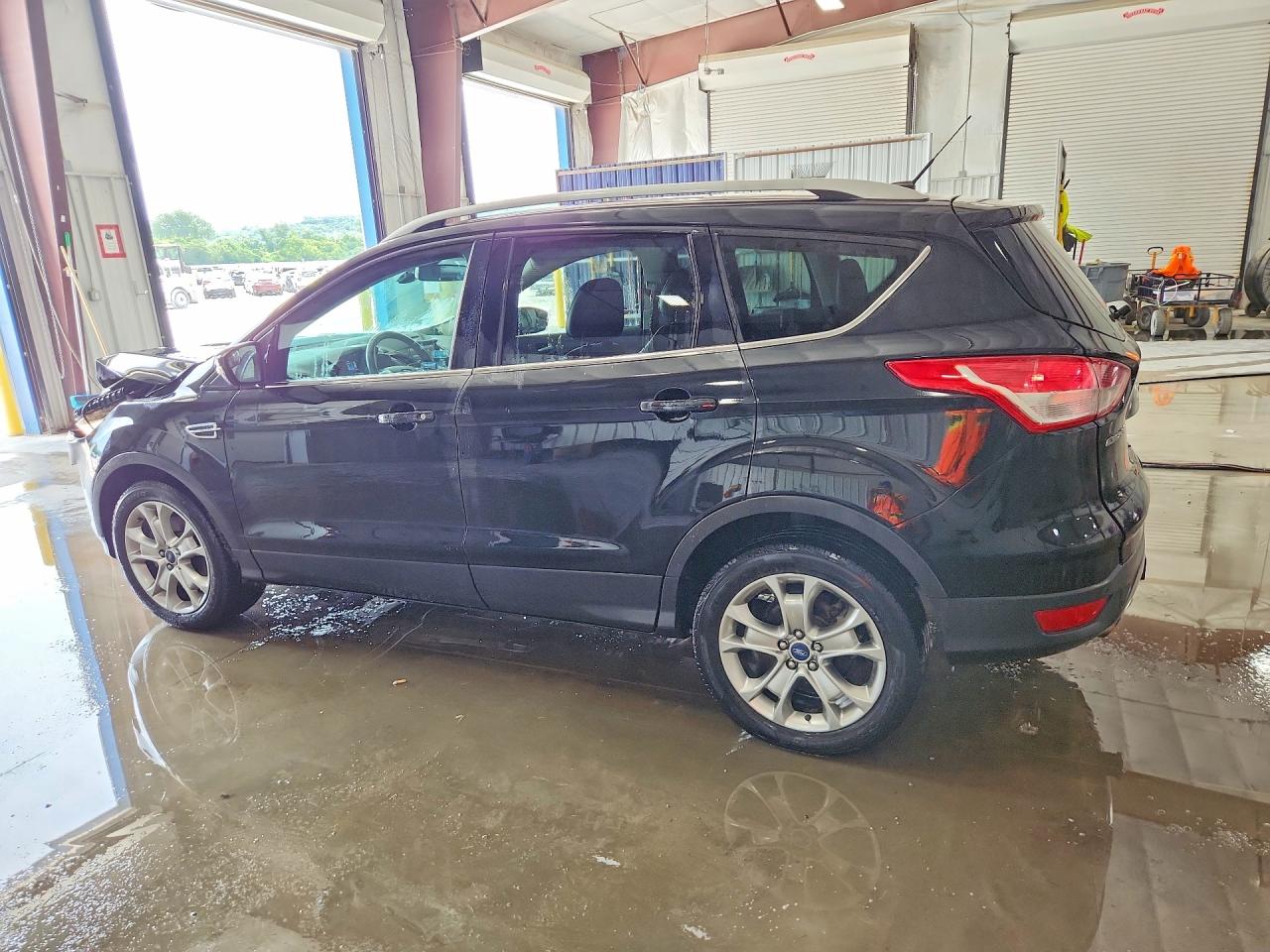 2014 Ford Escape Titanium Black vin: 1FMCU9J99EUA68621