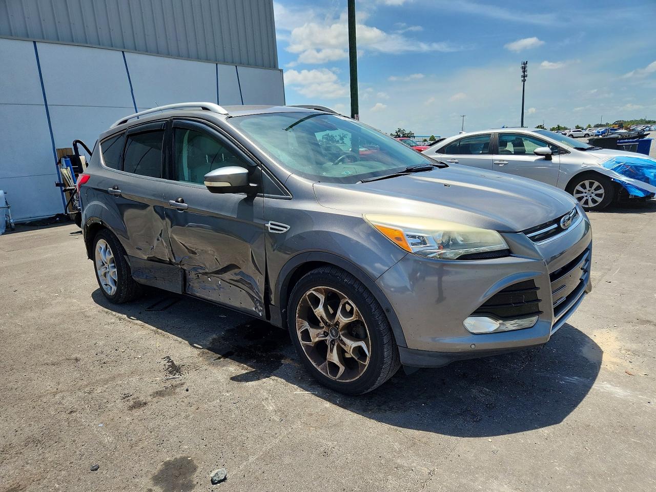 2014 Ford Escape Titanium Gray vin: 1FMCU9J99EUA96354