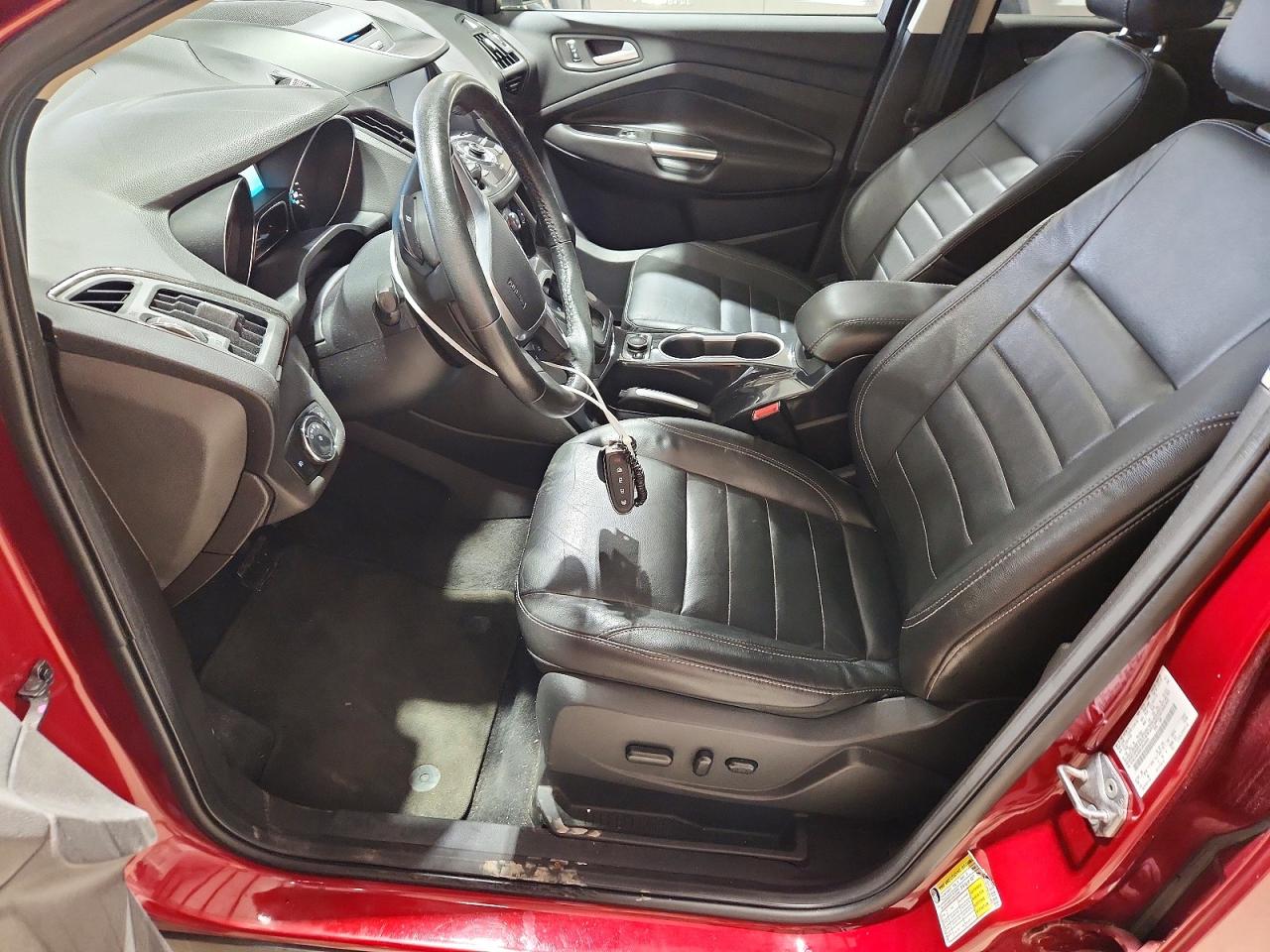 2014 Ford Escape Titanium Burgundy vin: 1FMCU9J99EUB93683