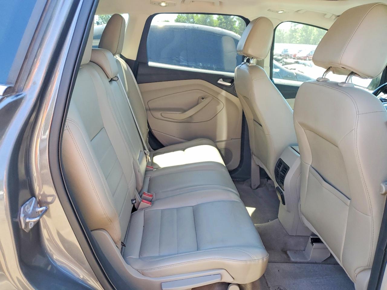 2014 Ford Escape Titanium Silver vin: 1FMCU9J99EUC26911
