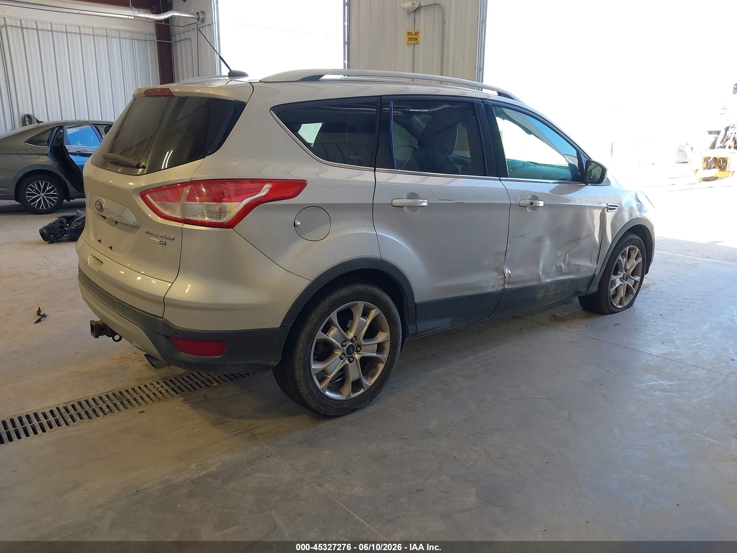 2014 Ford Escape Titanium Серебряный vin: 1FMCU9J99EUC44048