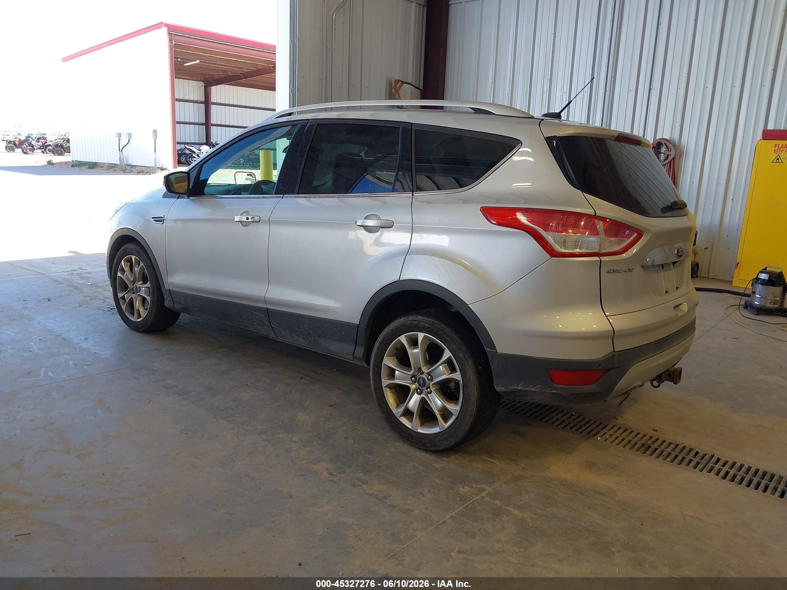 2014 Ford Escape Titanium Серебряный vin: 1FMCU9J99EUC44048