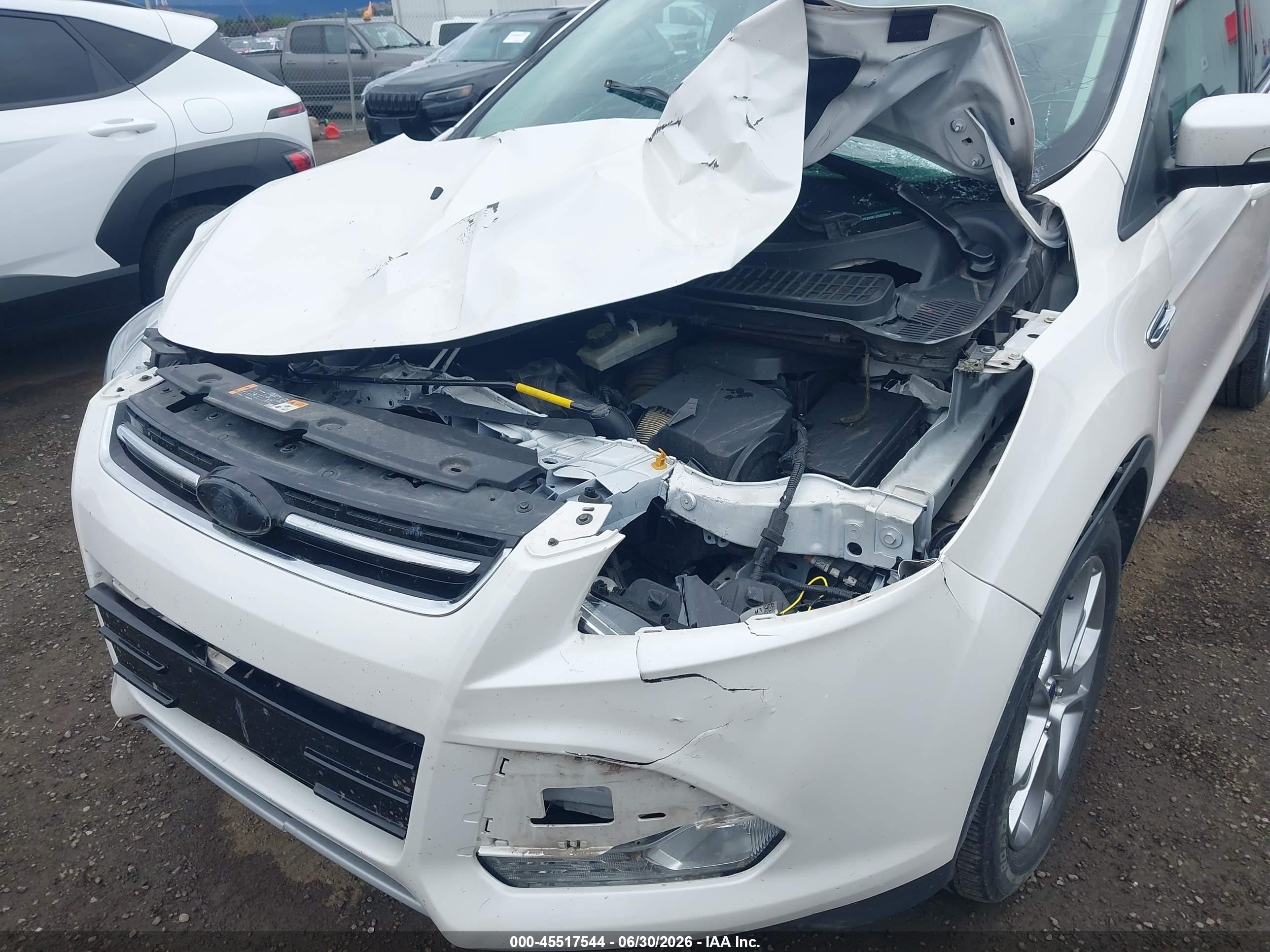 2014 Ford Escape Titanium Белый vin: 1FMCU9J99EUD32064