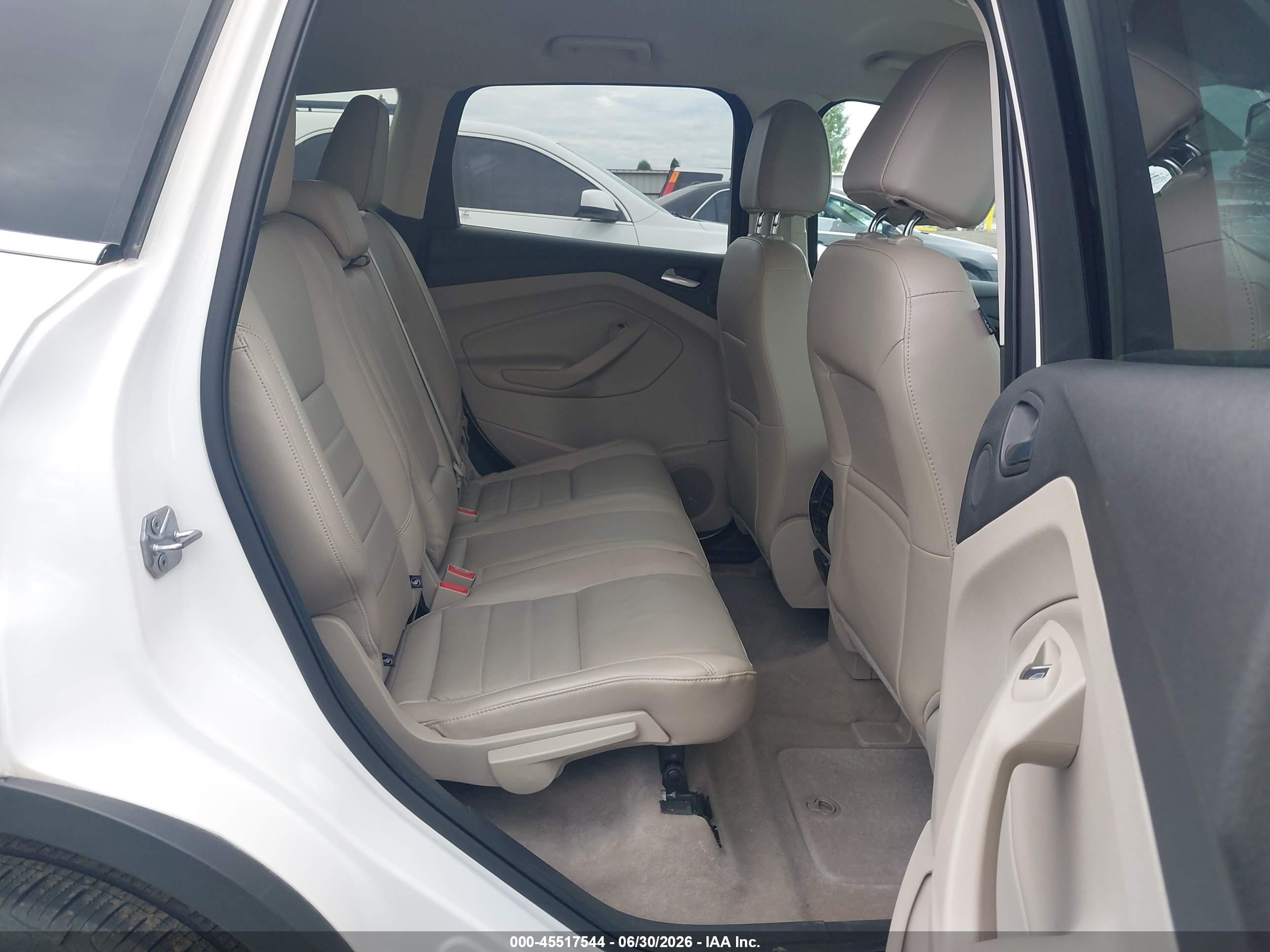 2014 Ford Escape Titanium Белый vin: 1FMCU9J99EUD32064