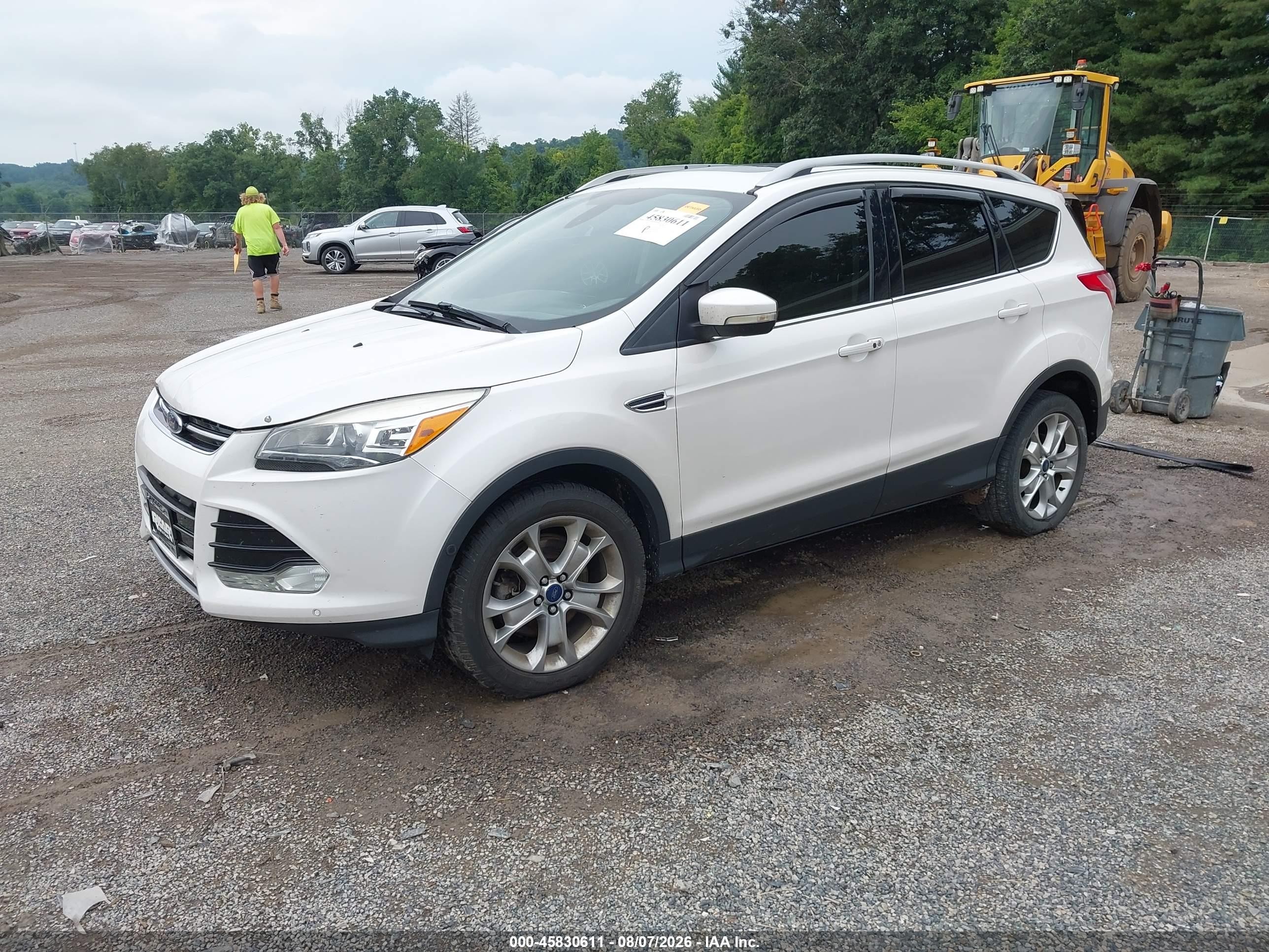 2014 Ford Escape Titanium White vin: 1FMCU9J99EUE45495