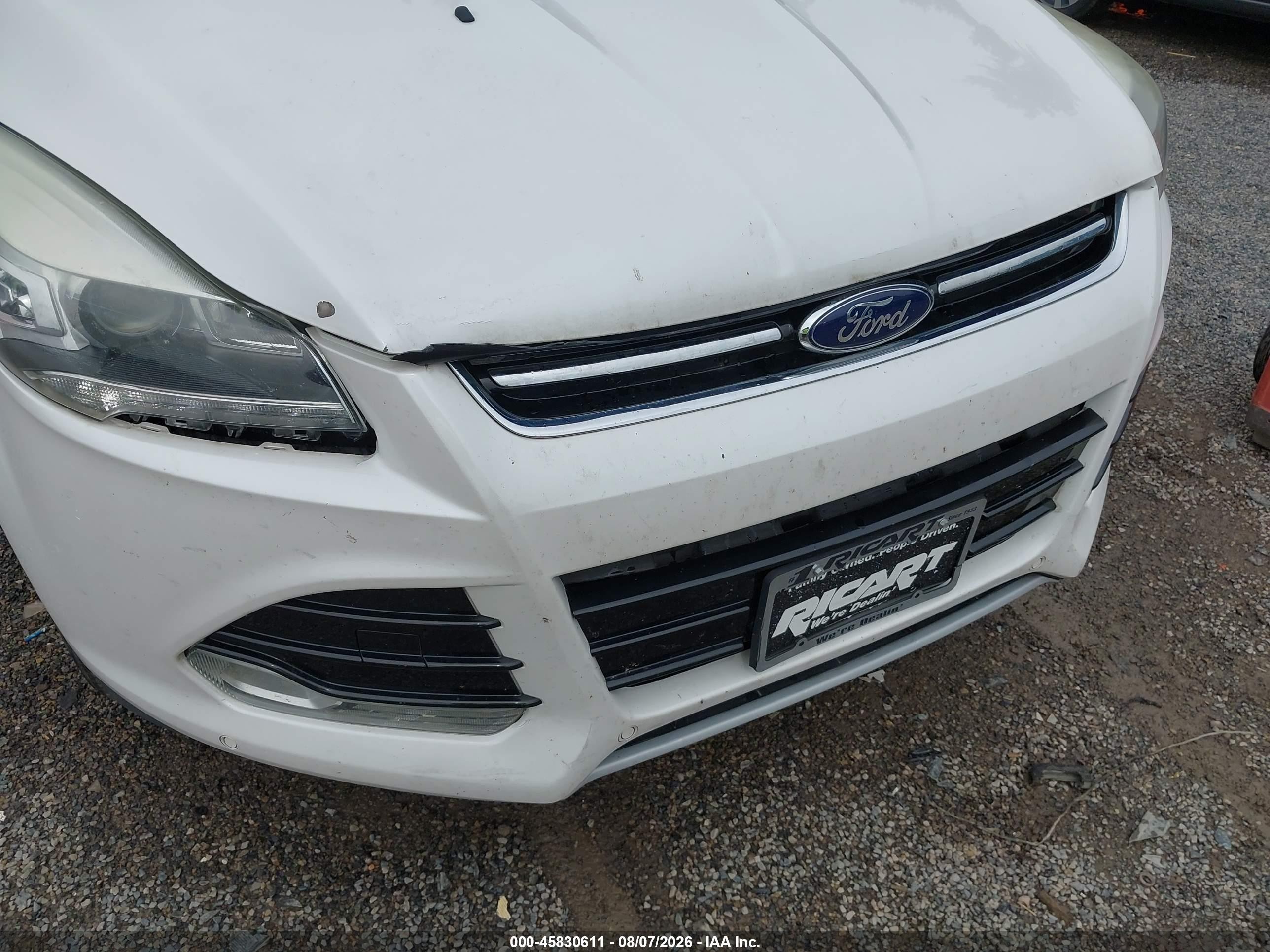 2014 Ford Escape Titanium White vin: 1FMCU9J99EUE45495