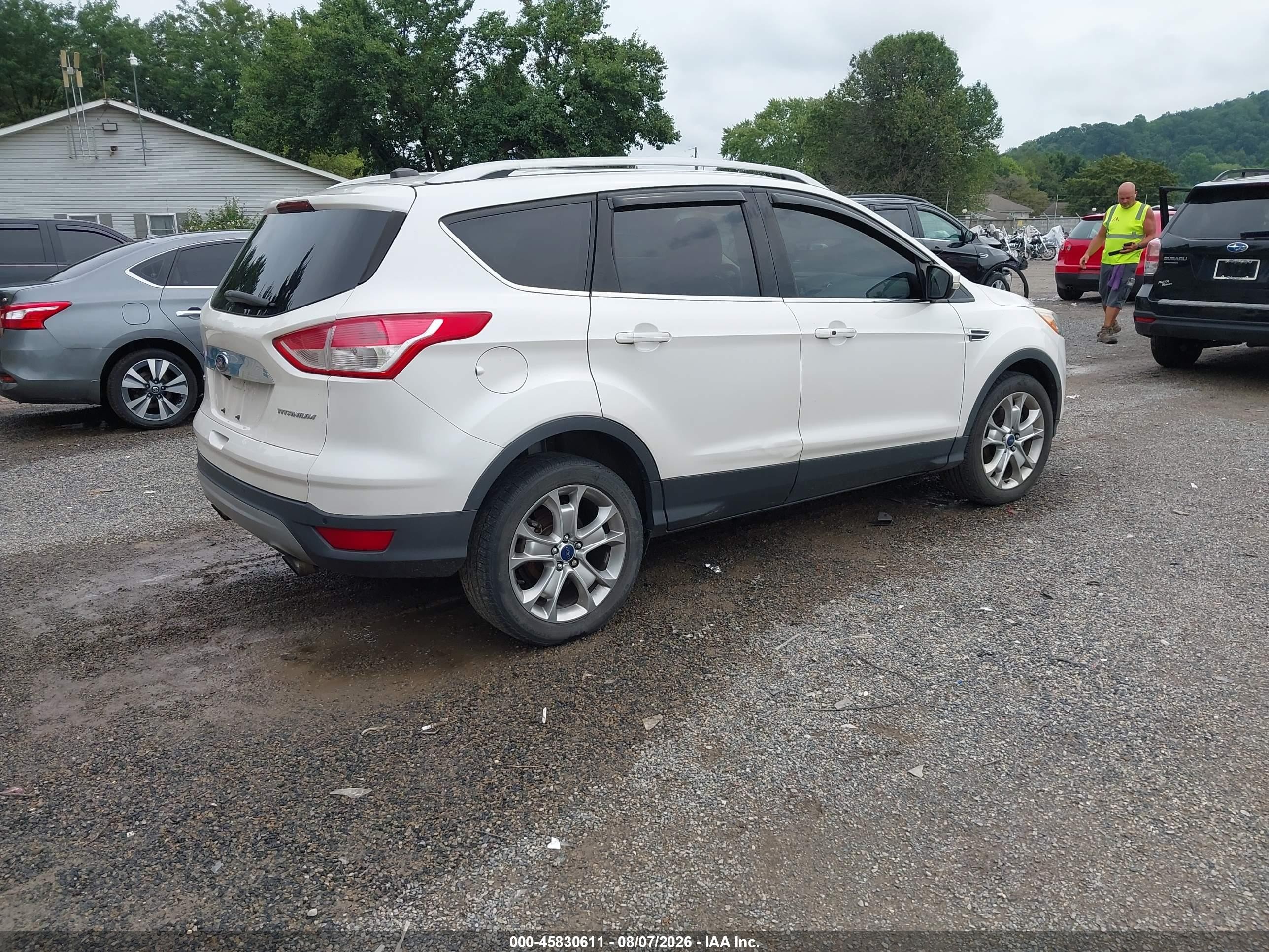 2014 Ford Escape Titanium White vin: 1FMCU9J99EUE45495